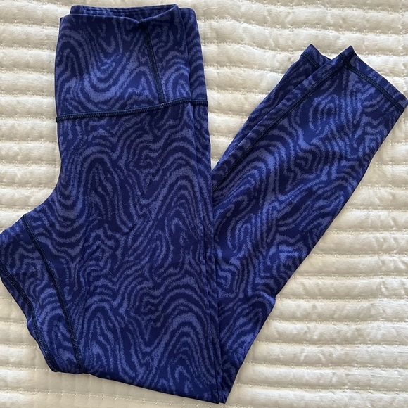 Patagonia Women’s Maipo 7/8 Tights Leggings in Oak Waves Sound Blue, Size Small - Picture 10 of 10